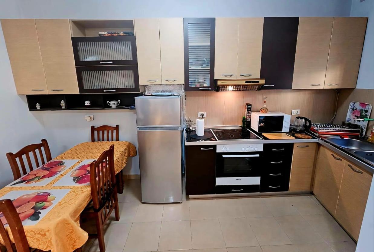 Skanderbeg Square Apartments 地拉那 外观 照片